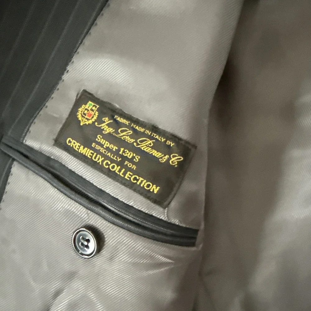 Daniel Cremieux Loro Piana Suit 44R 38x30 Gray Pinstripe Super 130's Wool Canada